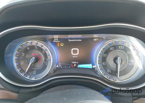 2015 Chrysler 300C Platinum из США, поврежденный, VIN 2C3CCAPGXFH781017